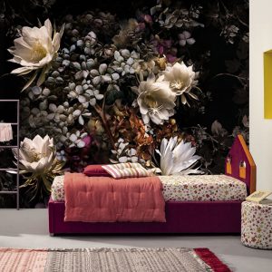 Siyah Zeminli Beyaz Çiçekler