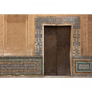 Duvarda Tarihi Kapı Görselli Duvar Kağıdı